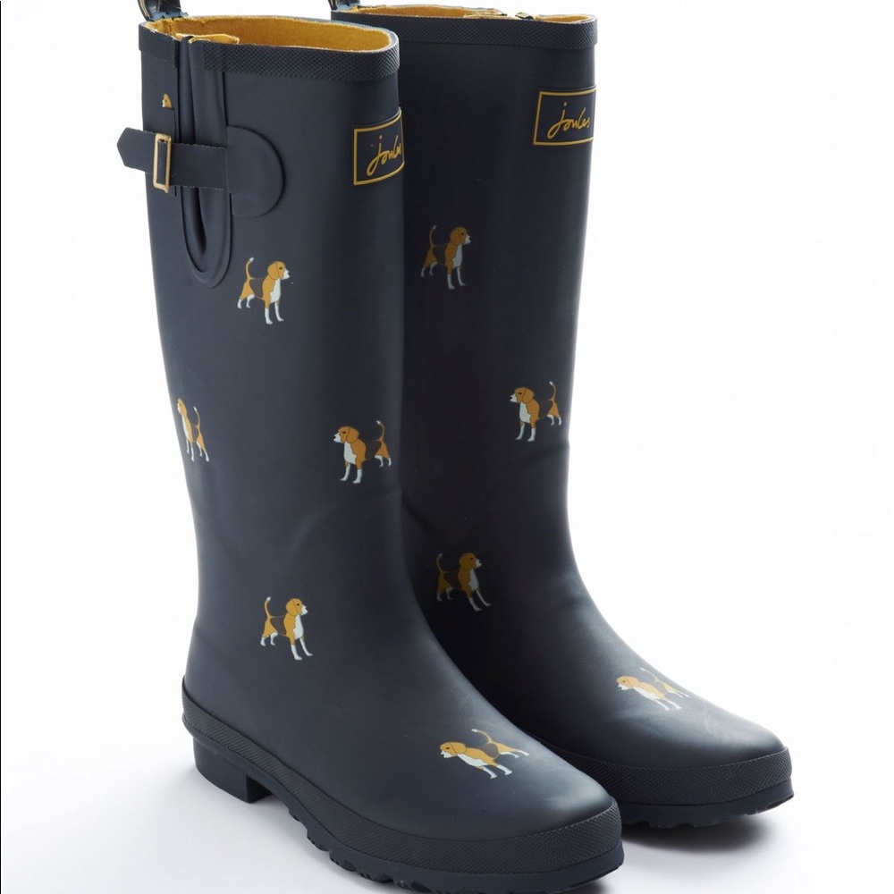 ISO Joules Beagle Wellie!!! NOT FOR SALE